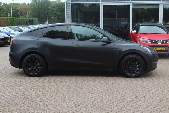 Tesla Model Y - Afbeelding 6 van 30