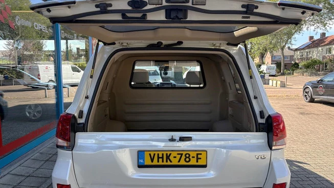 Toyota Land Cruiser - Afbeelding 12 van 23