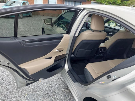 Lexus ES - Afbeelding 8 van 30