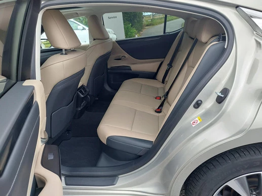 Lexus ES - Afbeelding 9 van 30