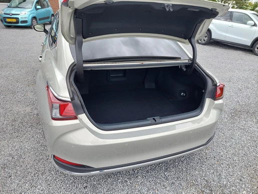 Lexus ES - Afbeelding 10 van 30