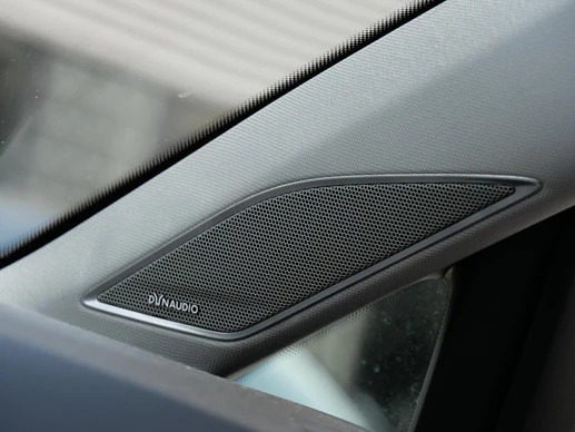 Volkswagen e-Golf - Afbeelding 16 van 26