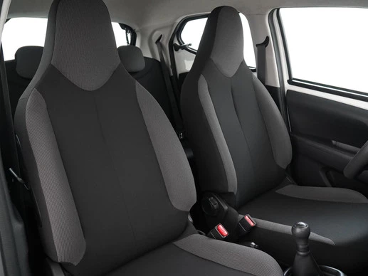 Toyota Aygo - Afbeelding 21 van 29