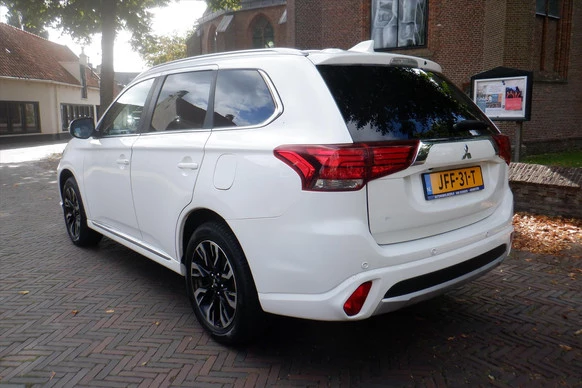 Mitsubishi Outlander - Afbeelding 7 van 23