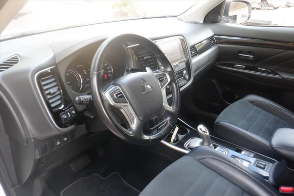Mitsubishi Outlander - Afbeelding 10 van 23