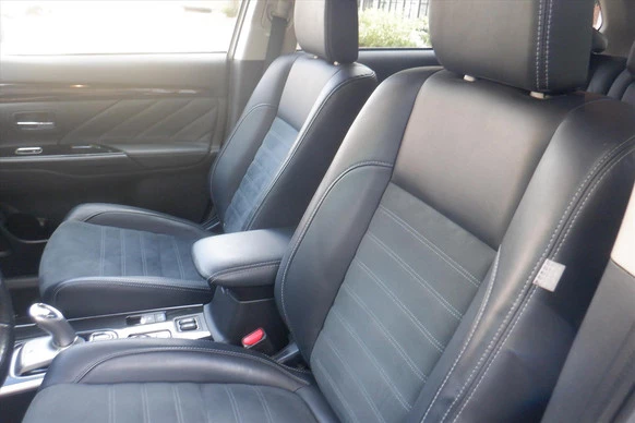 Mitsubishi Outlander - Afbeelding 11 van 23