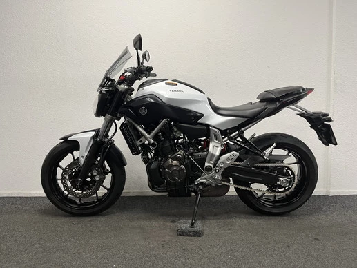 Yamaha MT 07 - Afbeelding 13 van 22