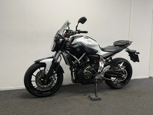 Yamaha MT 07 - Afbeelding 14 van 22