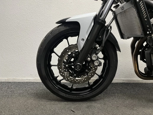 Yamaha MT 07 - Afbeelding 16 van 22