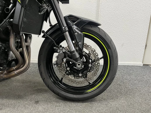Kawasaki Z900 - Afbeelding 6 van 22
