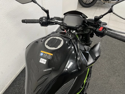 Kawasaki Z900 - Afbeelding 9 van 22