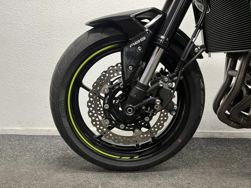 Kawasaki Z900 - Afbeelding 16 van 22