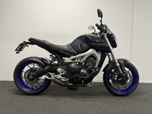 Yamaha MT 09 - Afbeelding 1 van 22
