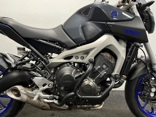 Yamaha MT 09 - Afbeelding 7 van 22