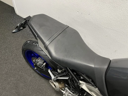 Yamaha MT 09 - Afbeelding 10 van 22