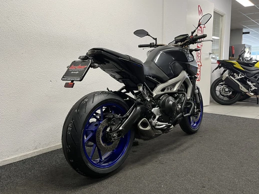 Yamaha MT 09 - Afbeelding 11 van 22