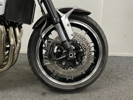 Kawasaki Z900RS - Afbeelding 6 van 23