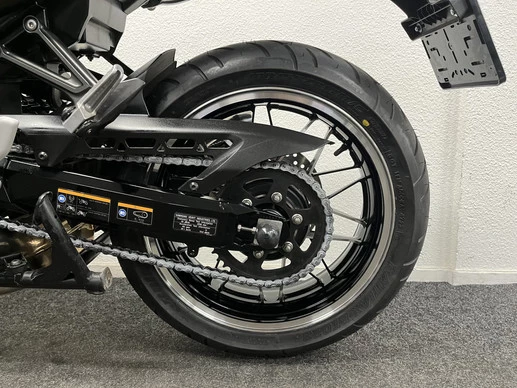 Kawasaki Z900RS - Afbeelding 18 van 23