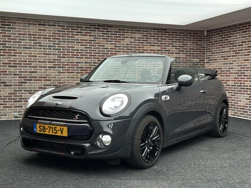 MINI Cooper S Cabrio - Afbeelding 1 van 30