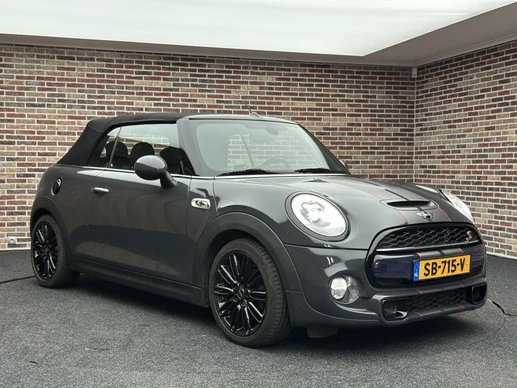 MINI Cooper S Cabrio - Afbeelding 22 van 30