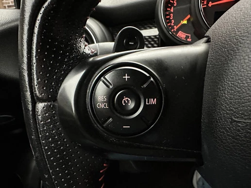 MINI Cooper S Cabrio - Afbeelding 27 van 30