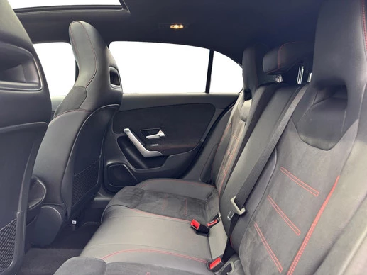 Mercedes-Benz A-Klasse - Afbeelding 13 van 30