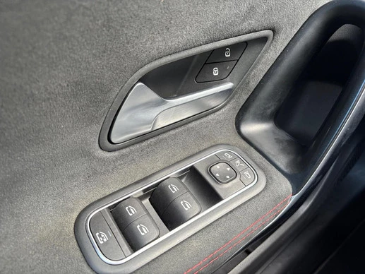Mercedes-Benz A-Klasse - Afbeelding 19 van 30