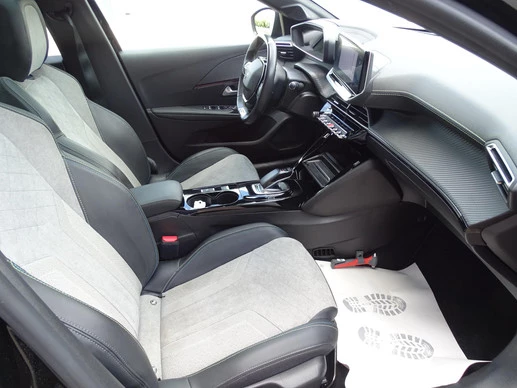 Peugeot e-208 - Afbeelding 24 van 28