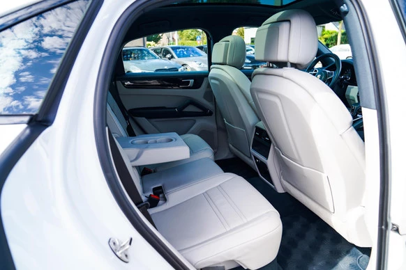 Porsche Cayenne - Afbeelding 24 van 30