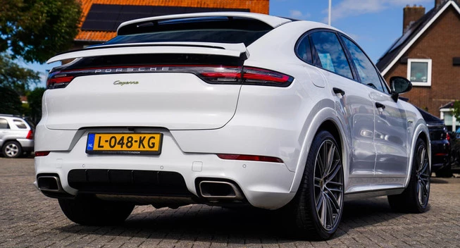 Porsche Cayenne - Afbeelding 2 van 30