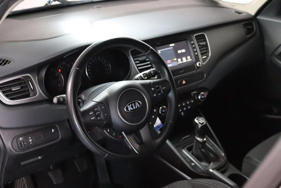 Kia Carens - Afbeelding 8 van 30