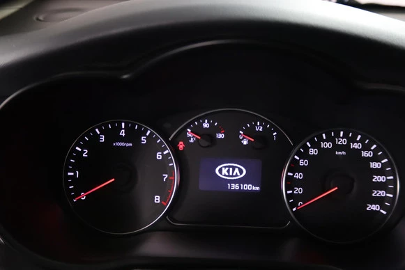 Kia Carens - Afbeelding 16 van 30