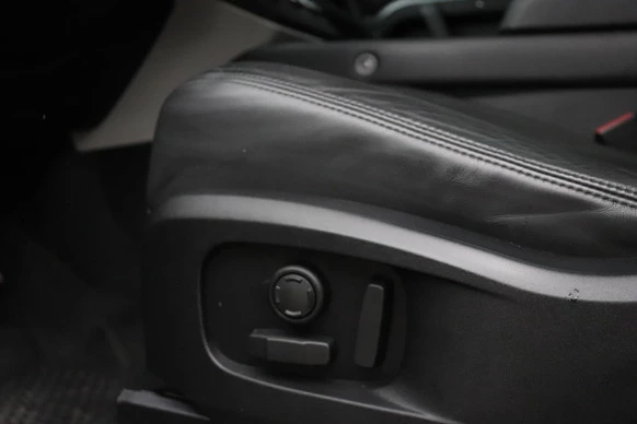 Land Rover Defender - Afbeelding 12 van 25