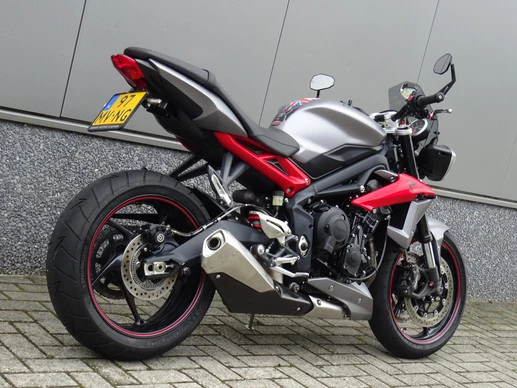 Triumph Street Triple - Afbeelding 3 van 17