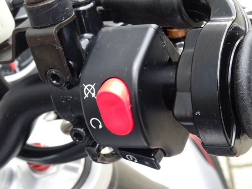 Triumph Street Triple - Afbeelding 8 van 17