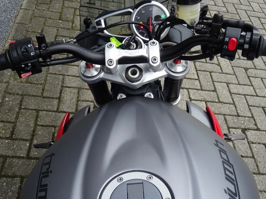 Triumph Street Triple - Afbeelding 12 van 17