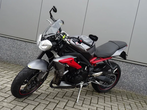 Triumph Street Triple - Afbeelding 14 van 17