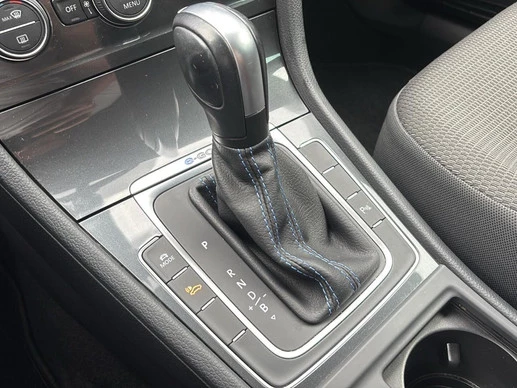 Volkswagen e-Golf - Afbeelding 17 van 23