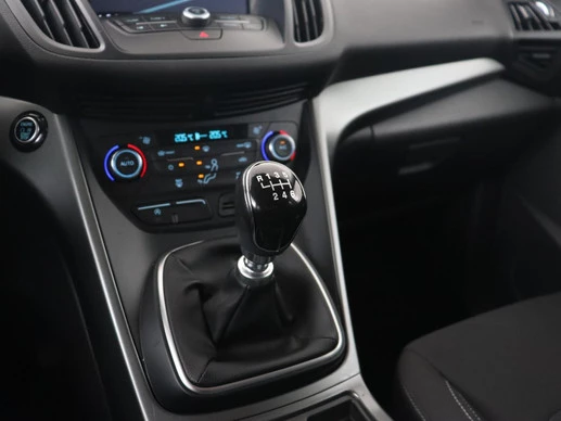 Ford Kuga - Afbeelding 8 van 30