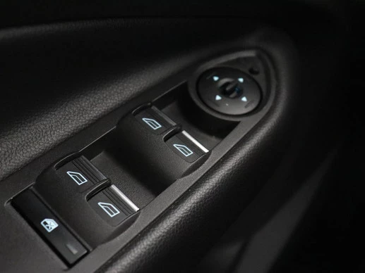 Ford Kuga - Afbeelding 17 van 30