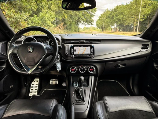 Alfa Romeo Giulietta - Afbeelding 3 van 30