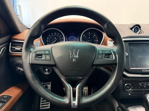 Maserati Ghibli - Afbeelding 9 van 27