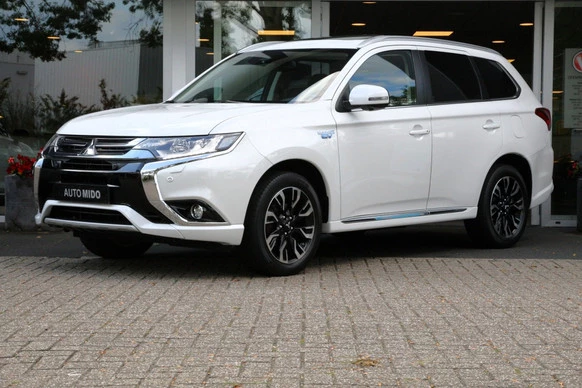 Mitsubishi Outlander - Afbeelding 1 van 30
