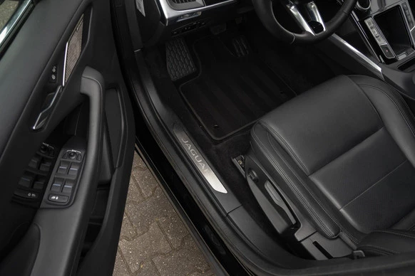 Jaguar I-PACE - Afbeelding 7 van 30