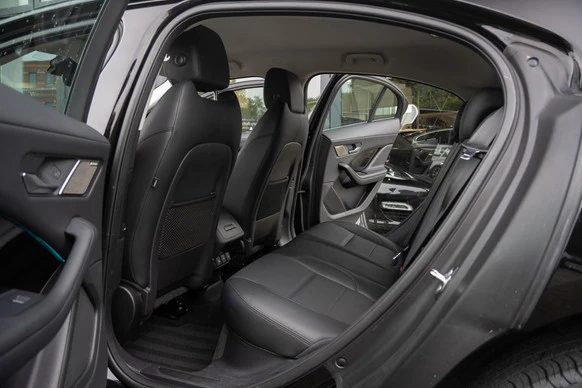 Jaguar I-PACE - Afbeelding 23 van 30