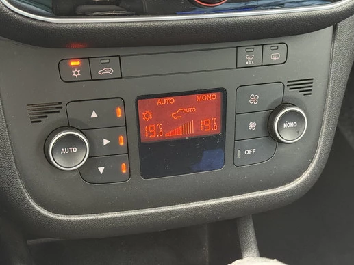 Fiat Punto - Afbeelding 14 van 30