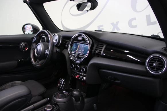 MINI Cooper S Cabrio - Afbeelding 18 van 30