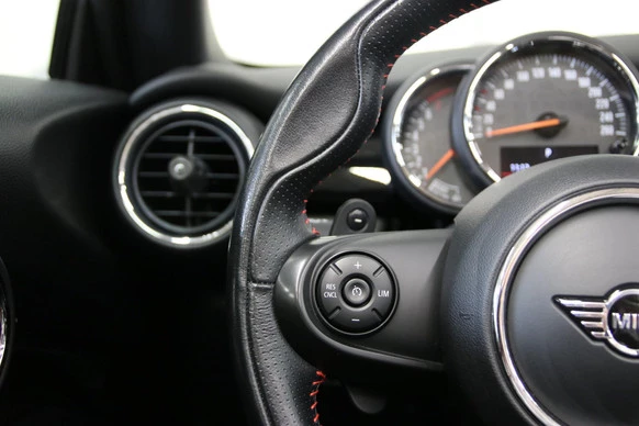 MINI Cooper S Cabrio - Afbeelding 19 van 30