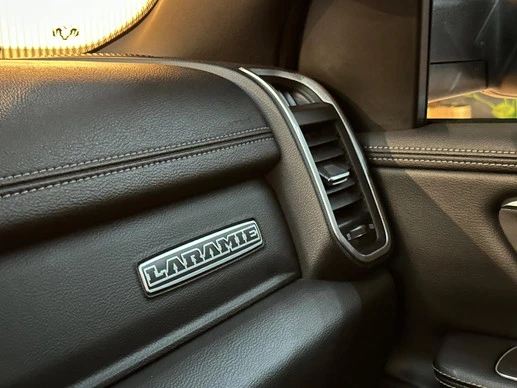 Dodge Ram 1500 - Afbeelding 19 van 25