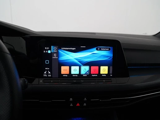 Volkswagen Golf - Afbeelding 23 van 30